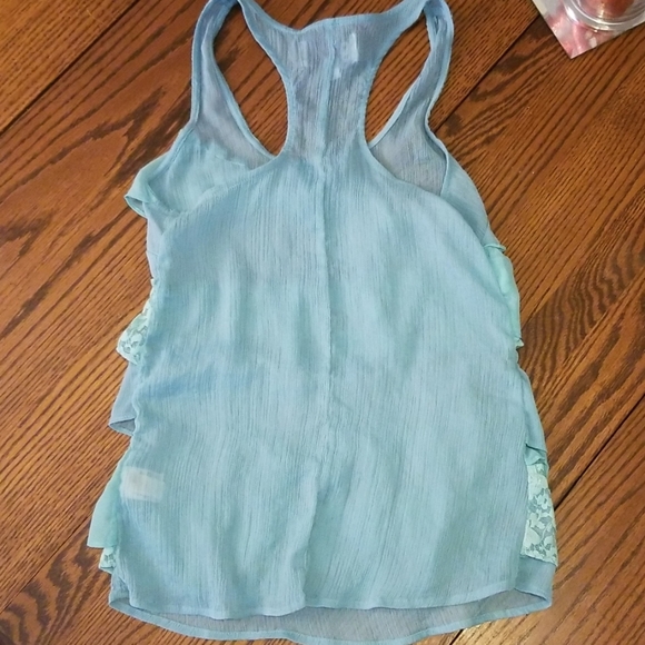 Beautiful SO ruffled blouse semi sheer. - Picture 2 of 3